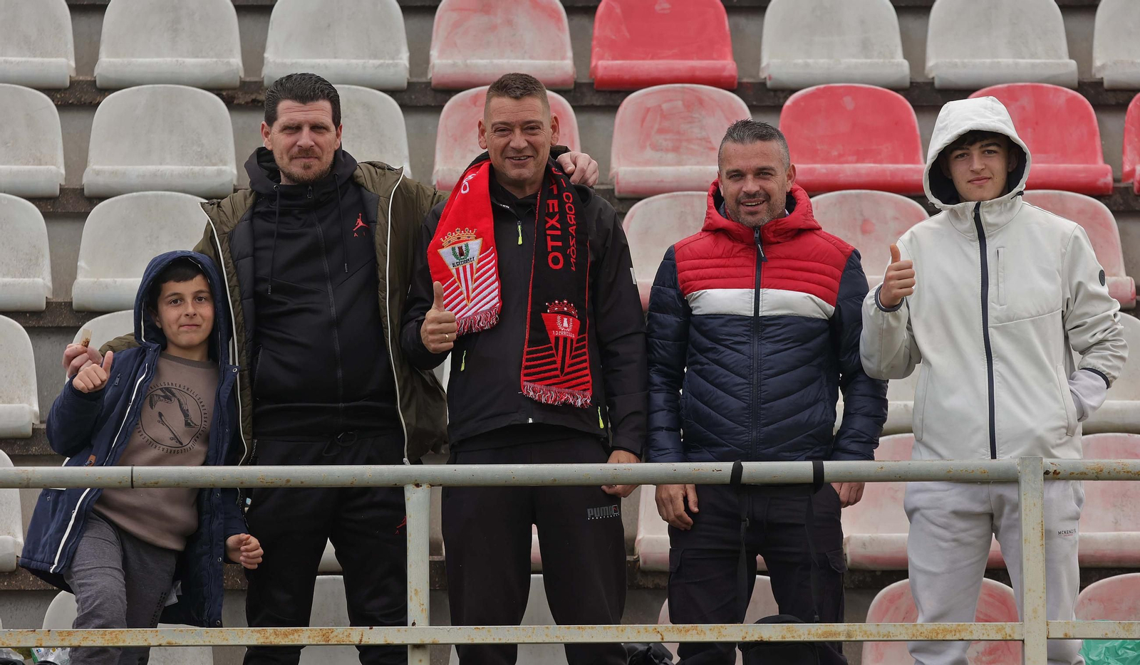 Búscate en el Nuevo Mirador durante el Algeciras CF - Ibiza de Primera Federación
