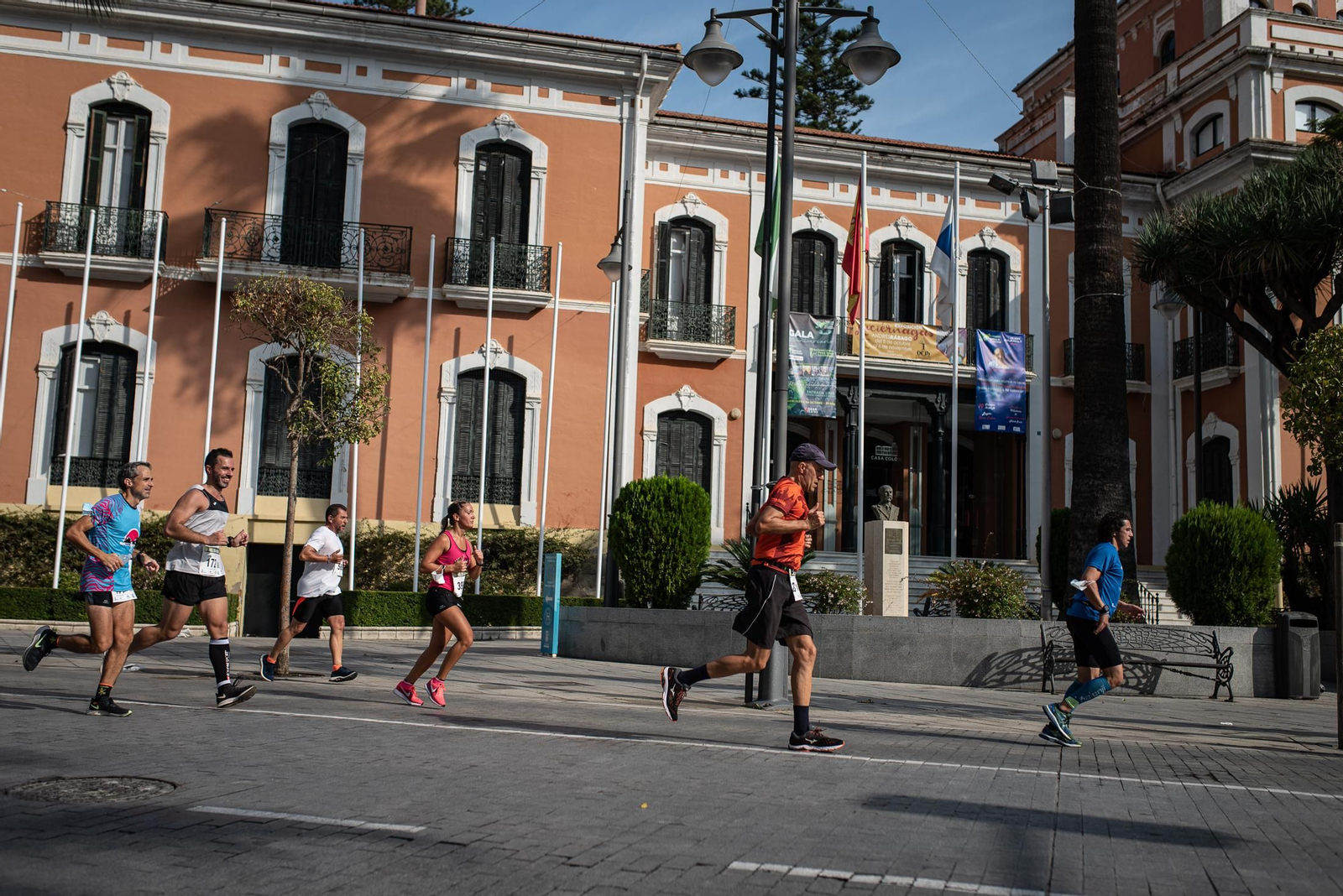 Las imágenes de la vuelta a Huelva de atletismo