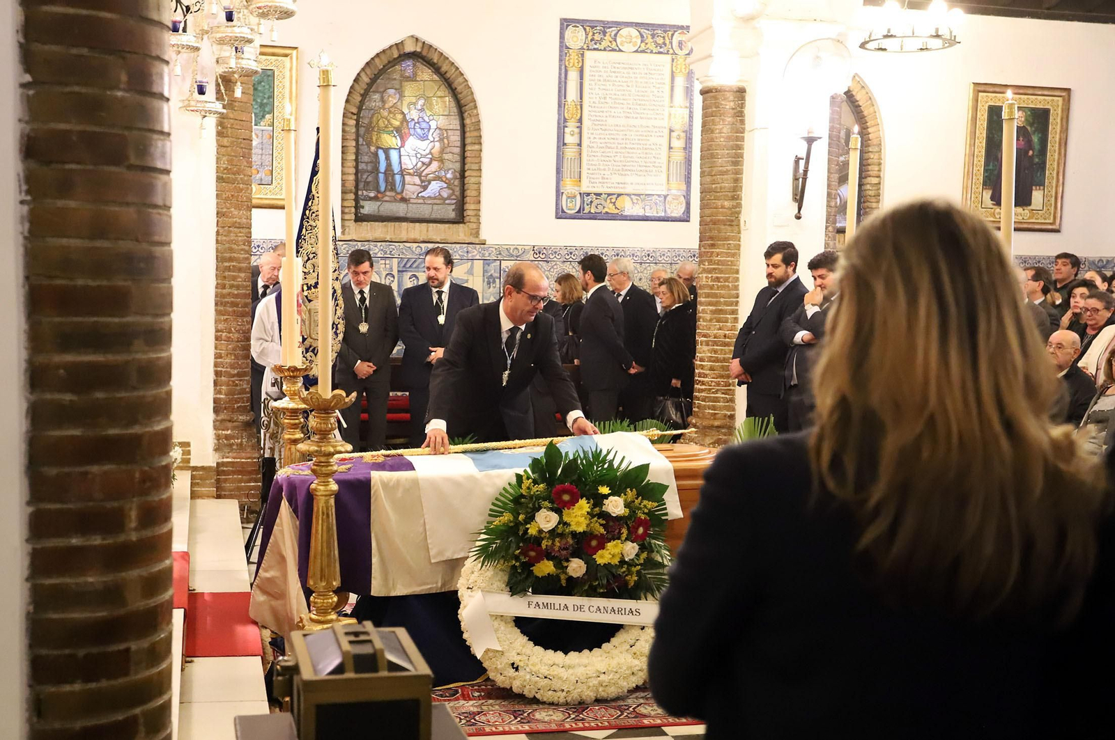 Imágenes del funeral de Bienvenido González, hermano mayor de la Cinta