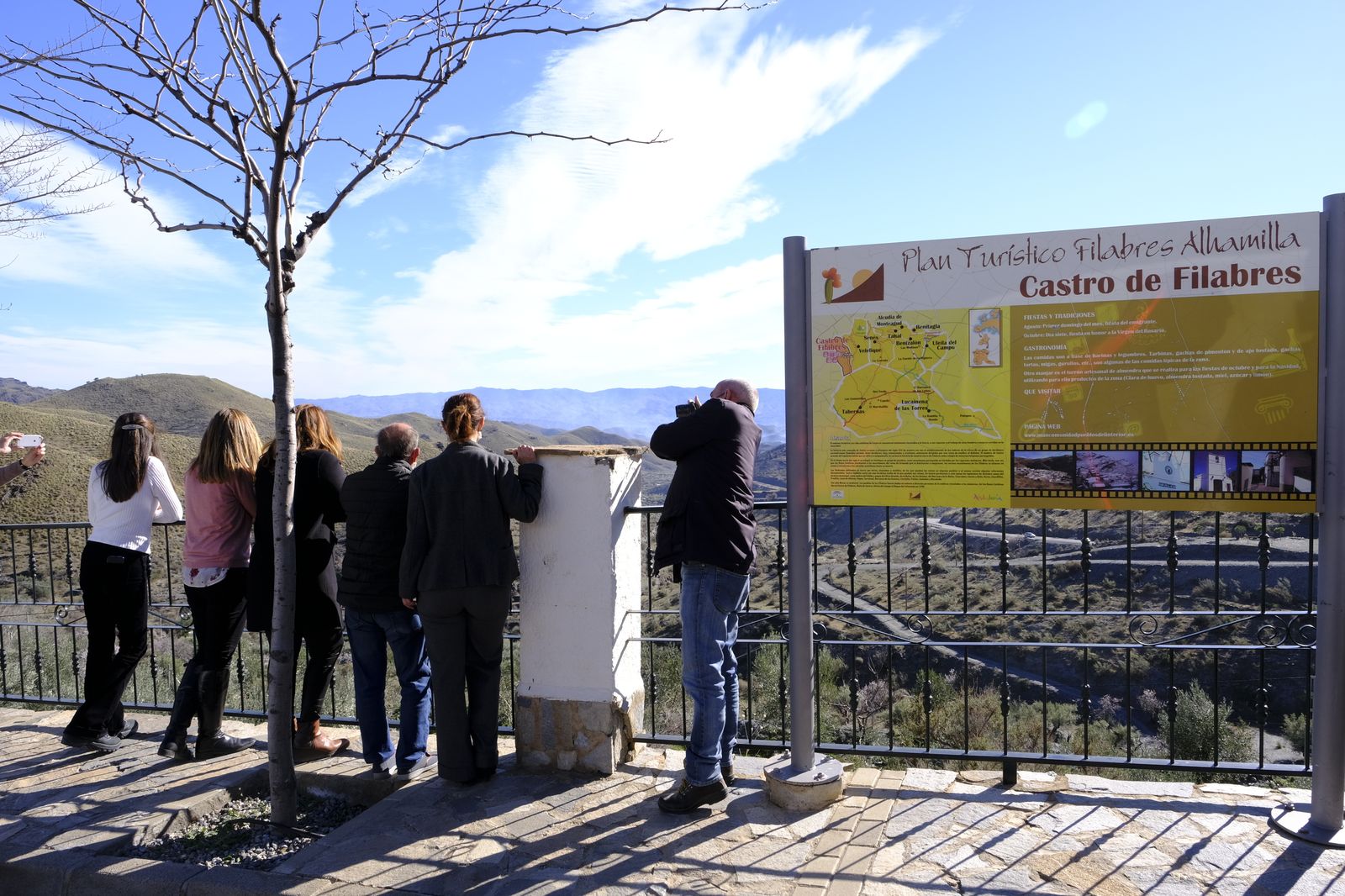 Fotogalería incendio en Castro de Filabres. Almería