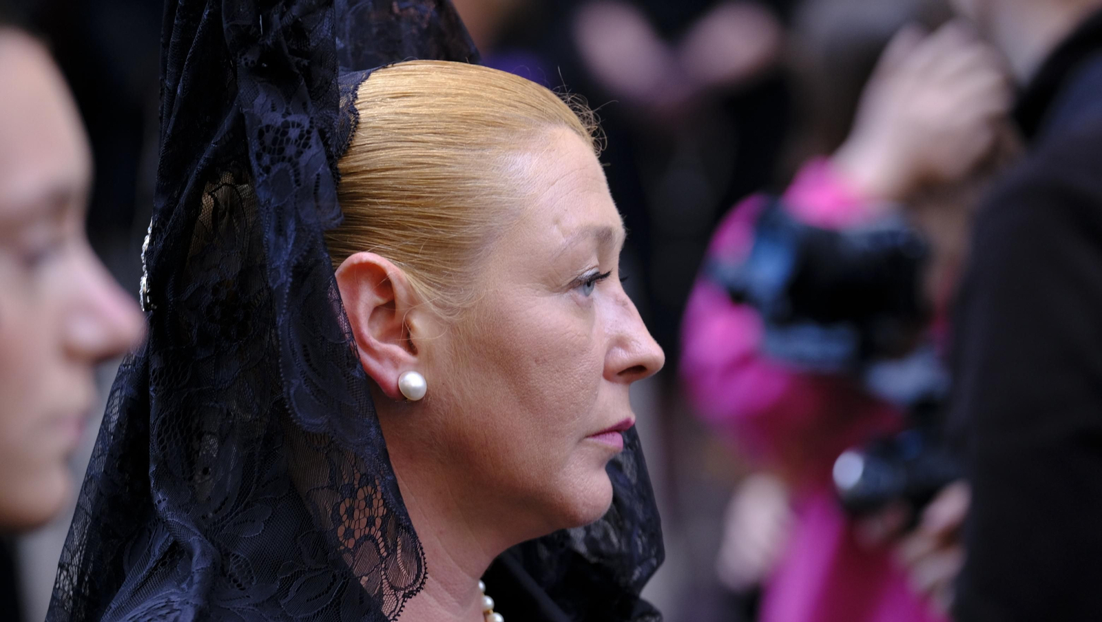 Pasión vuelve a su Iglesia de Santa Teresa azotada por la lluvia