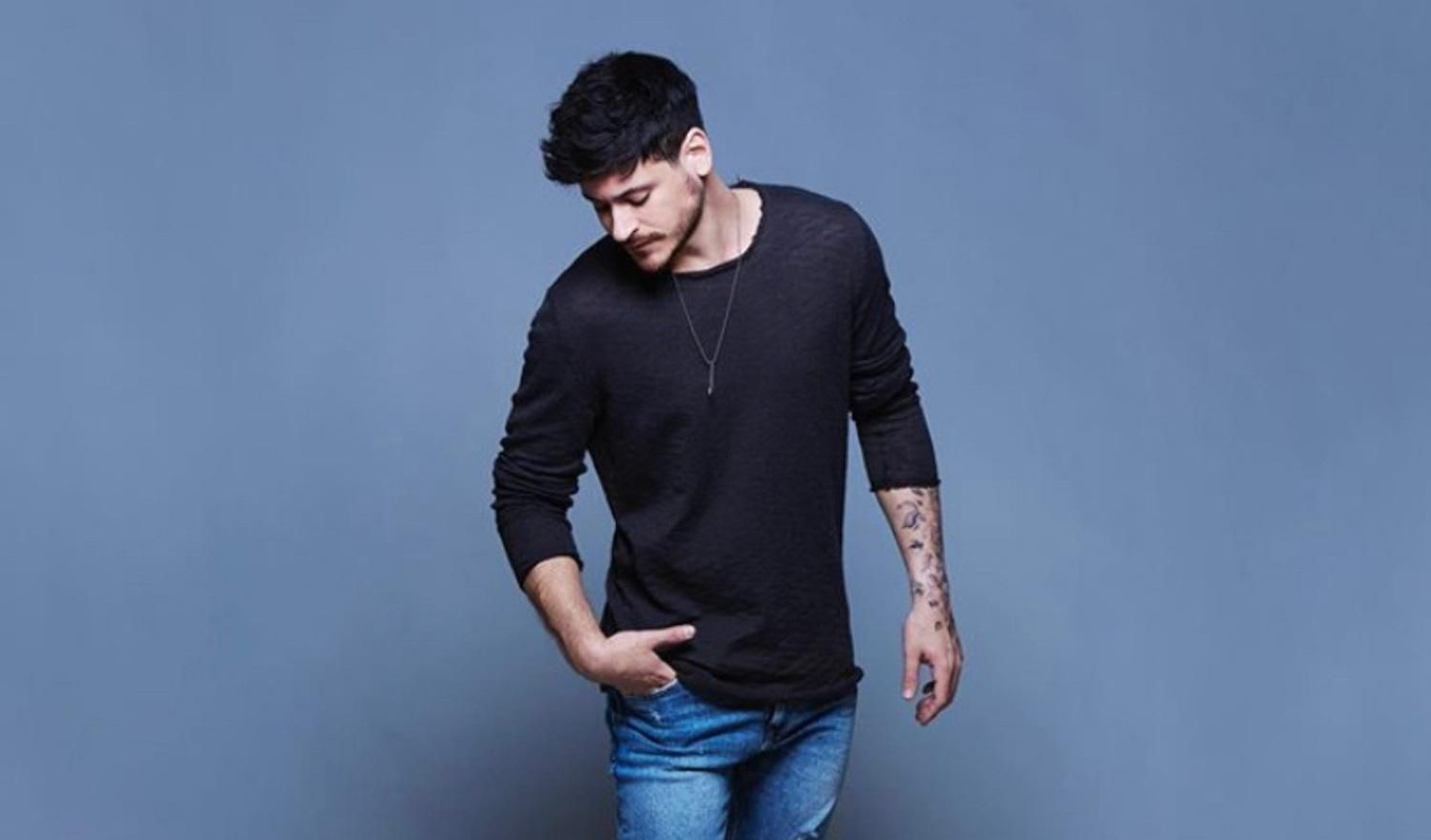 El cantante Cepeda. El cantante Cepeda.