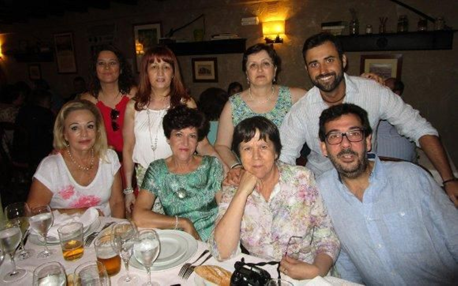 Cristina Pérez, Charo Jiménez, José Antonio Blanca, Teresa Pérez, María Luisa González, María José López, Juan de la Fuente y Rafael Portela.

Foto: Ignacio Casas de Ciria