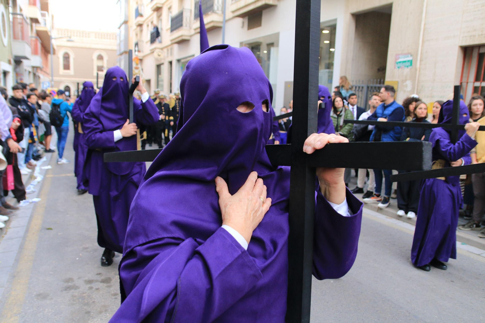 La procesión de Las Angustias, en imágenes