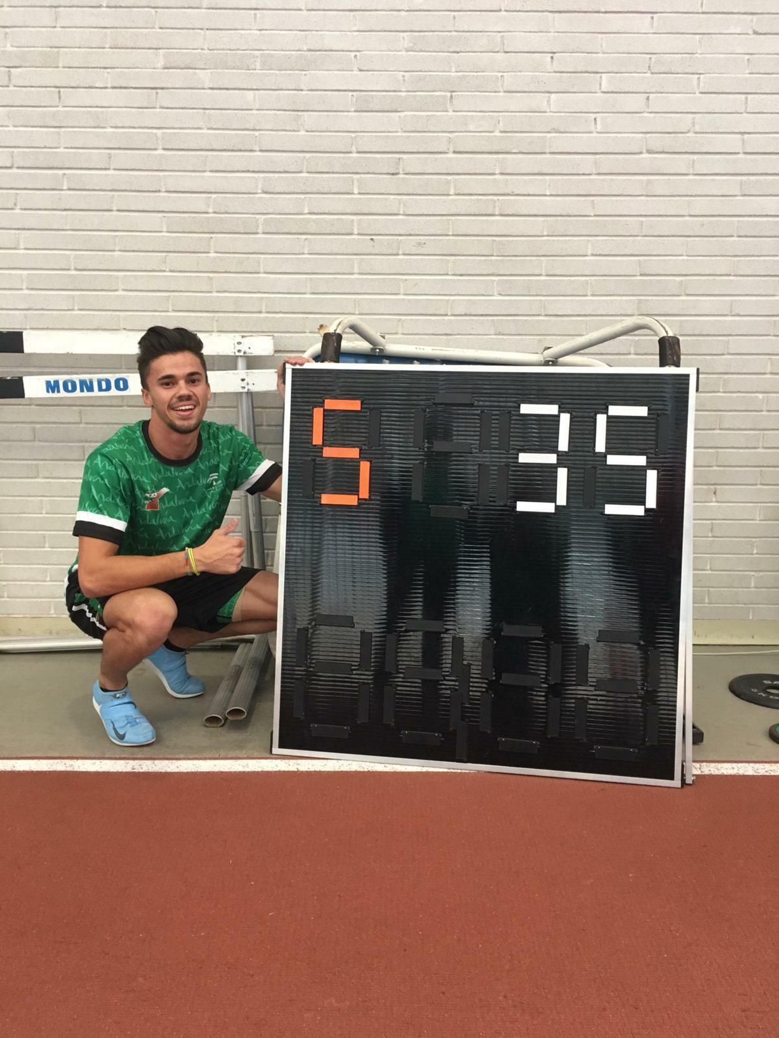 Isidro Leyva, tras batir el récord de Andalucía absoluto.