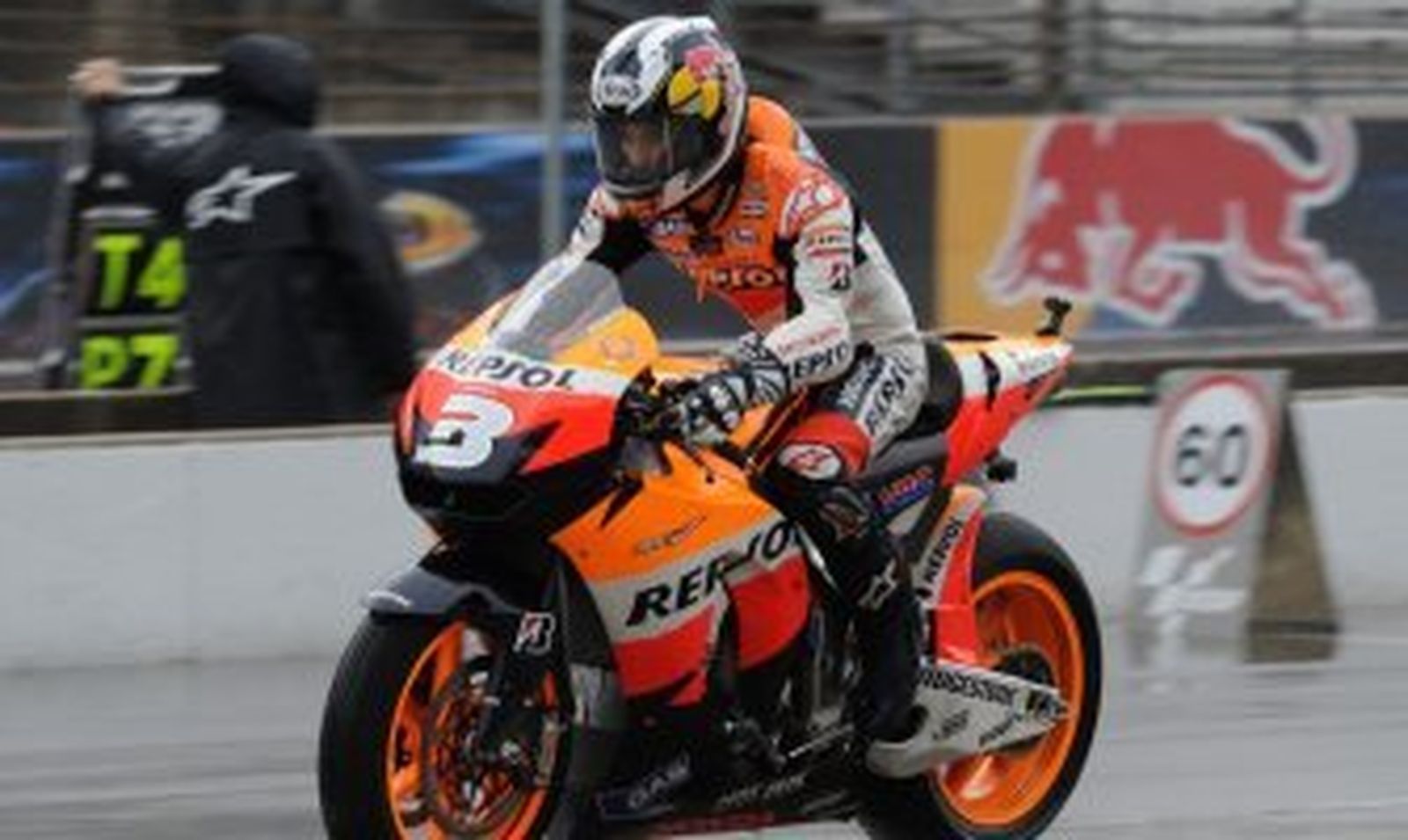 Pedrosa manda en los libres de MotoGP