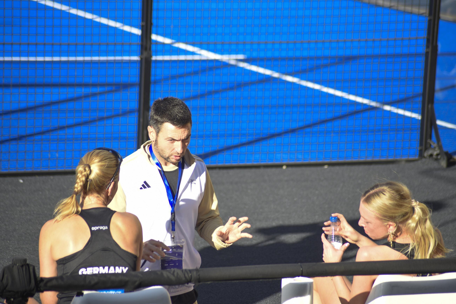 Fotos de la primera jornada del FIP Euro Pádel Cup de La Línea