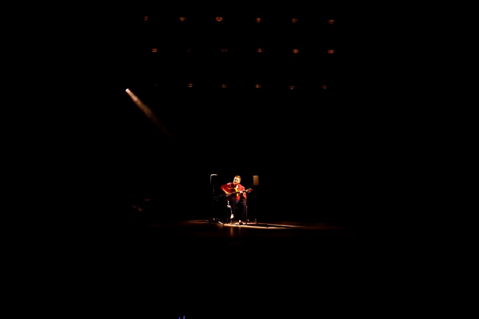 Alejandro Hurtado y Patricia Guerrero brillan en la Gala de Navidad de la Cátedra de Flamencología, en fotos