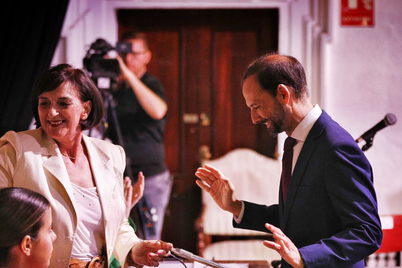 Las imágenes de la investidura de Carmen Álvarez como alcaldesa de Sanlúcar