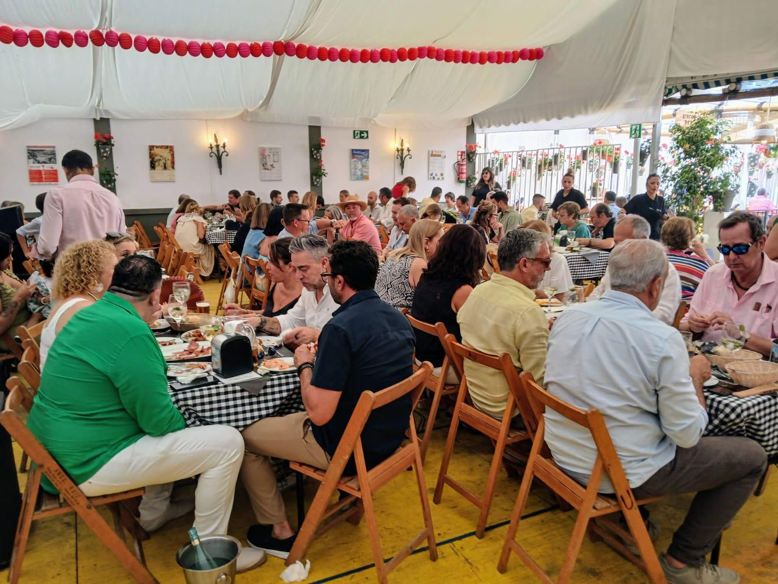 Búscate en las imágenes del sábado de Feria en San Fernando