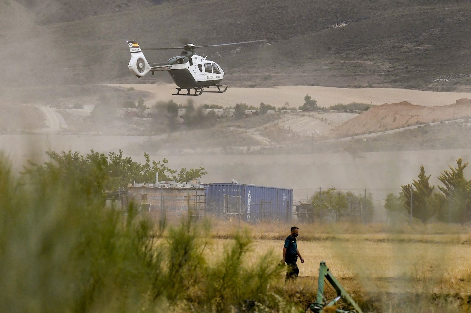 Fotos: así está siendo hoy la búsqueda de la pantera de Granada por tierra y aire