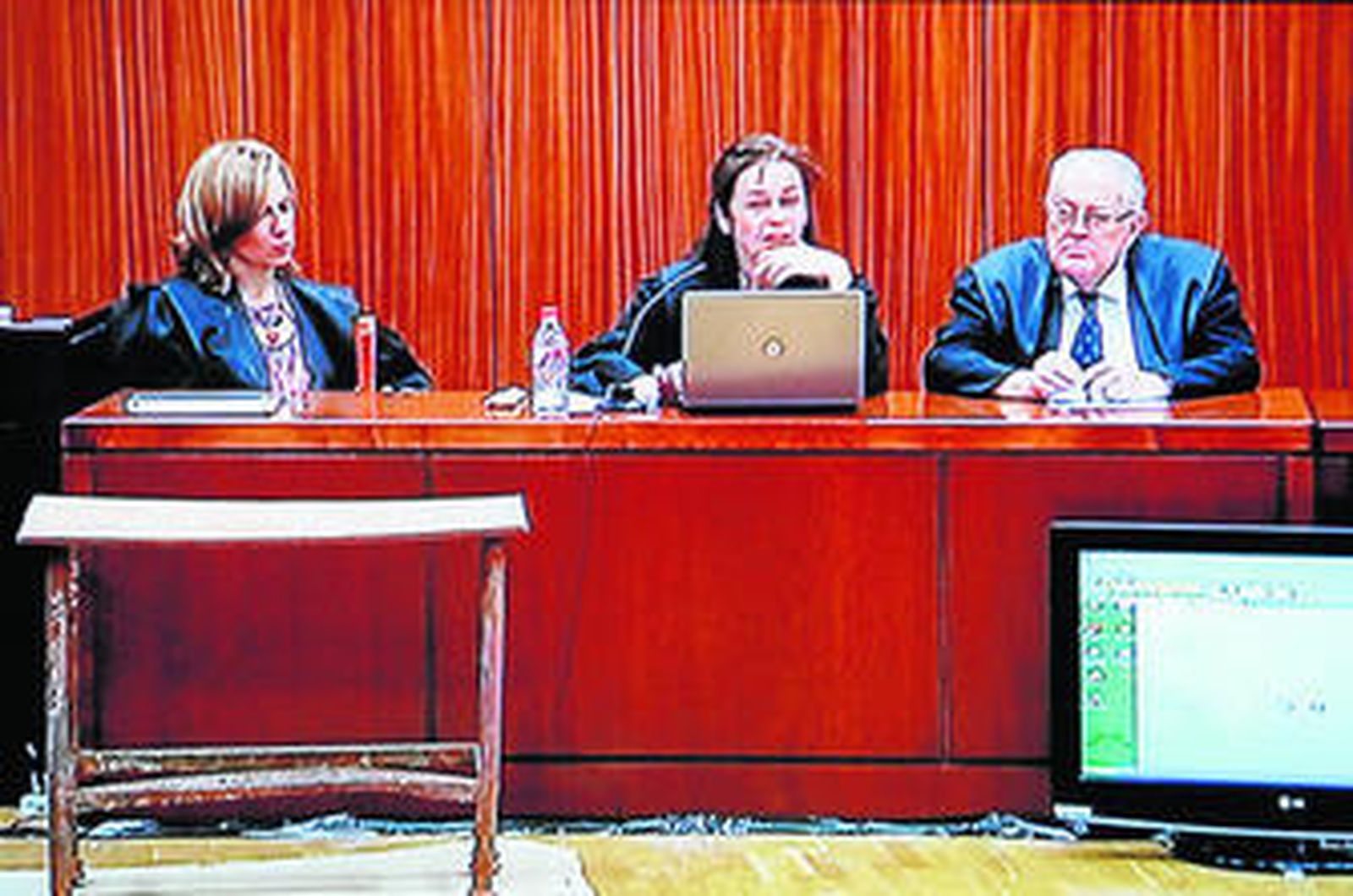 La fiscal y la acusación particular, ayer durante la última sesión de la vista oral contra José Bretón.