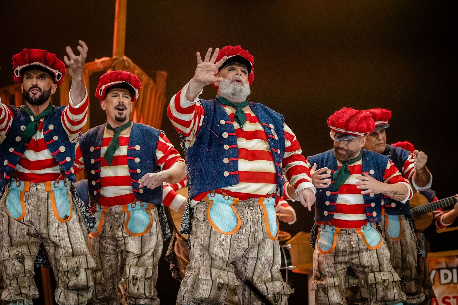 Búscate entre las mejores imágenes de la cuarta semifinal del COAC 2026