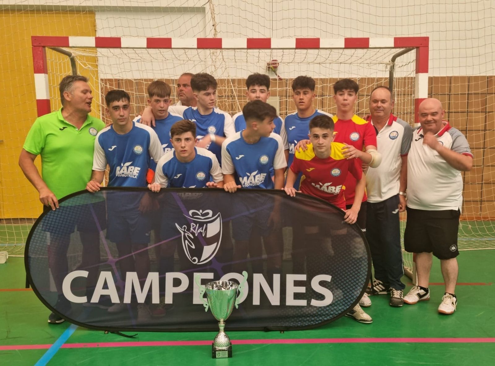 Imágenes de los equipos campeones de Almería de fútbol y fútbol sala