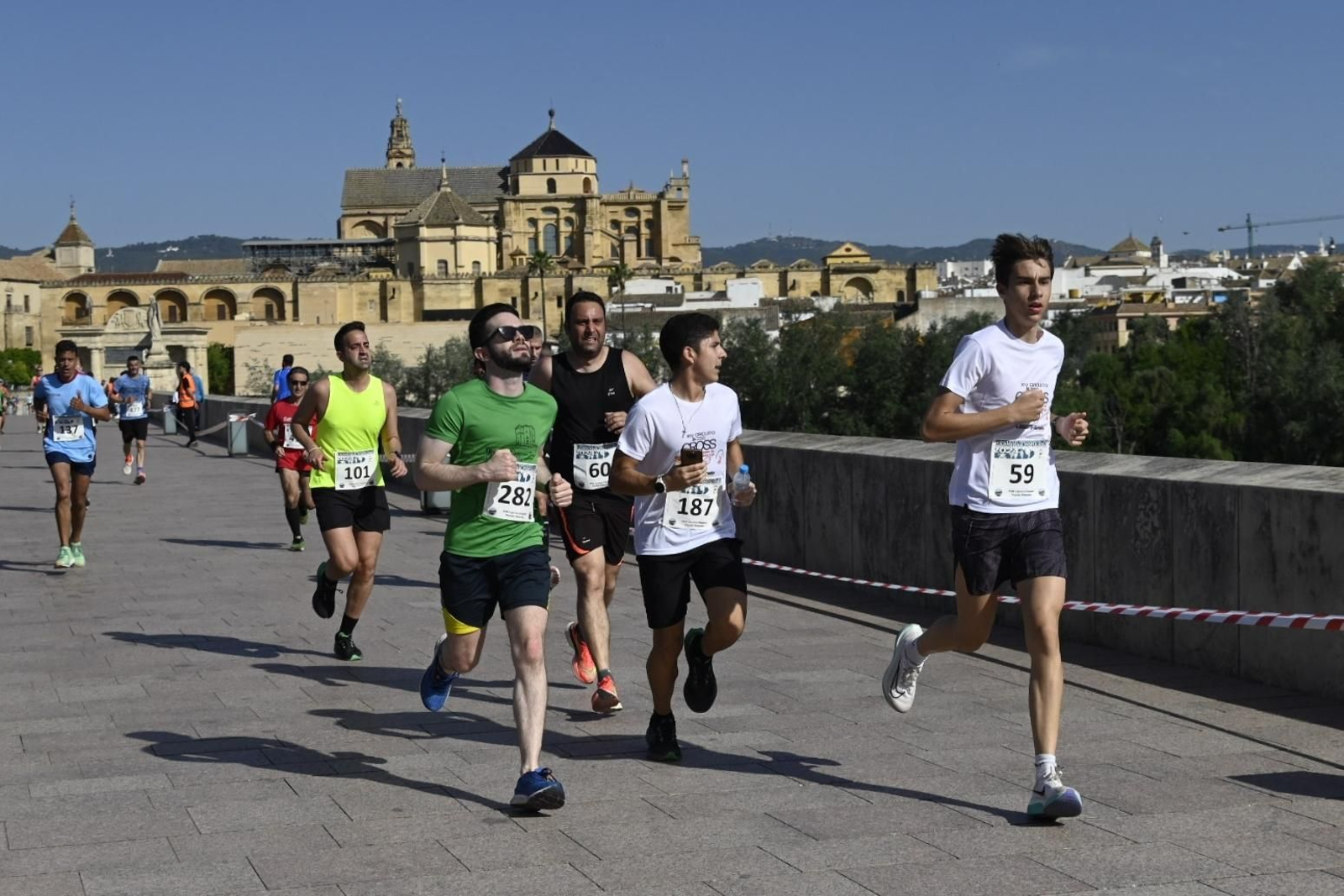 Las mejores fotos de la XXII Carrera Popular Puente Romano de Córdoba Las mejores fotos de la XXII Carrera Popular Puente Romano de Córdoba