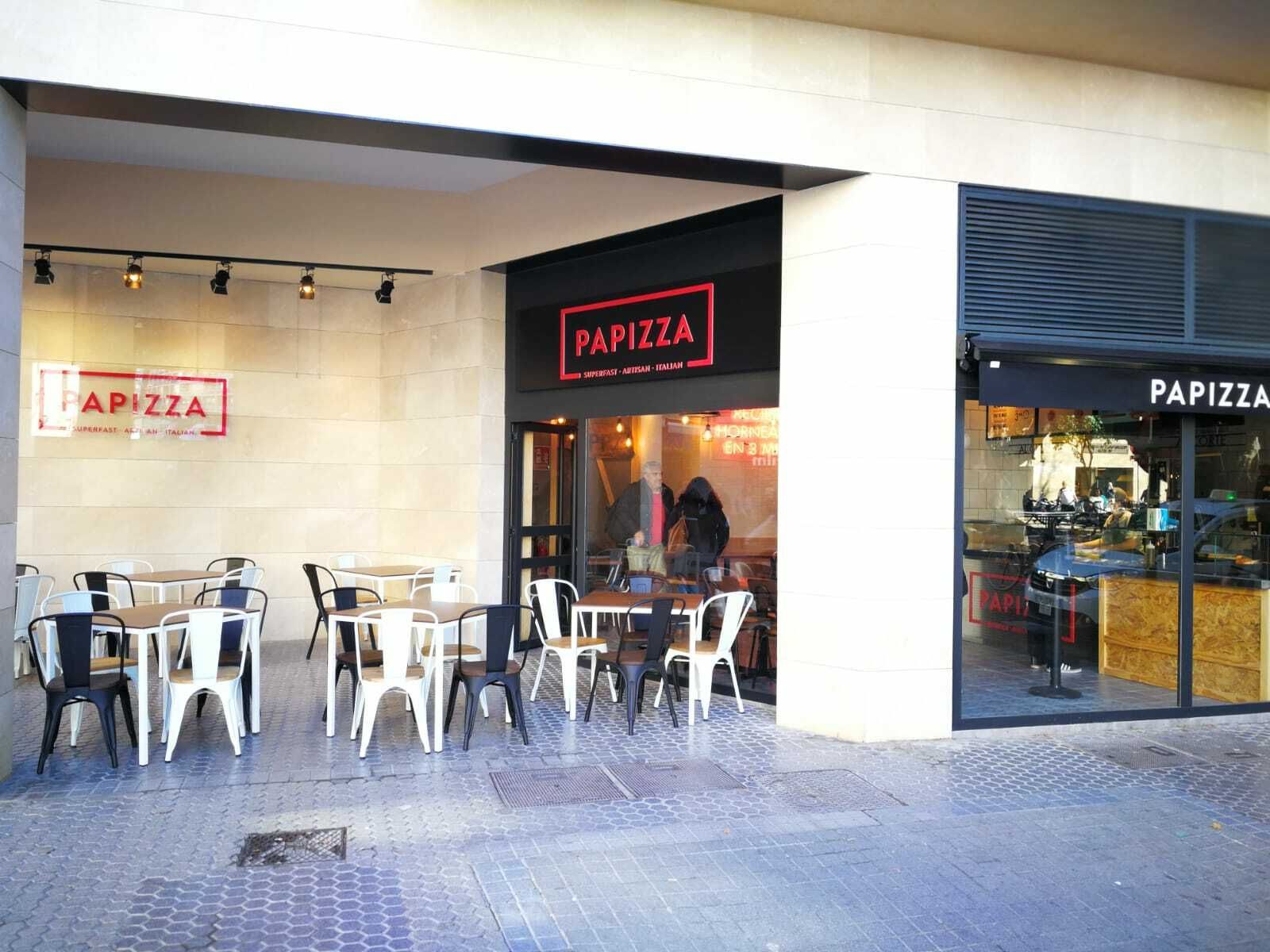 El nuevo Papizza en la plaza Cristo de Burgos de Sevilla