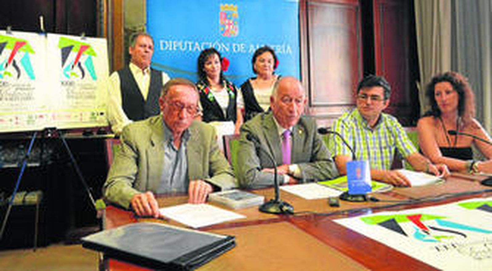 El presidente de Diputación, Gabriel Amat con María Vázquez, José Javier Martín y Adolfo García de Viana.