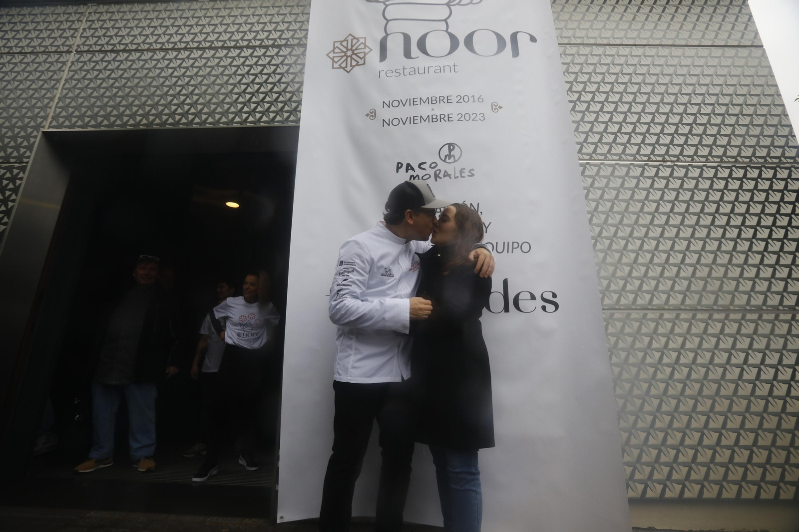 El emocionante recibimiento a Paco Morales a su llegada a Córdoba, en fotos