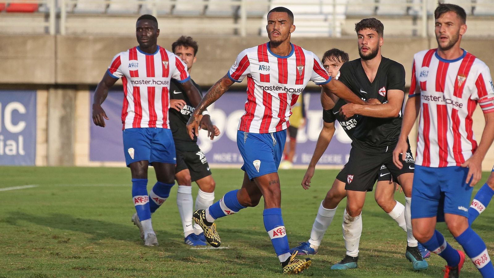 Las mejores fotos del Algeciras - Sevilla Atlético de pretemporada