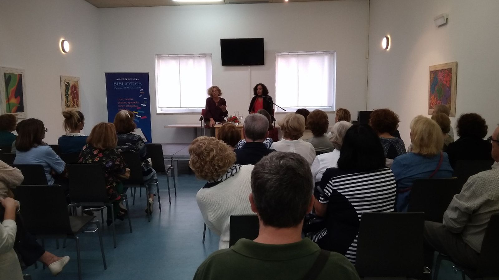 Encuentro con una autora.