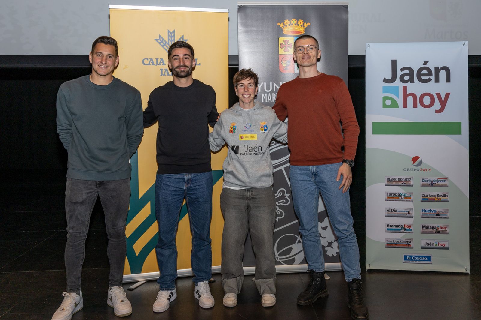 En imágenes: 'La tertulia deportiva de Jaén Hoy', espacio de diálogo entre deportistas y escolares en Martos