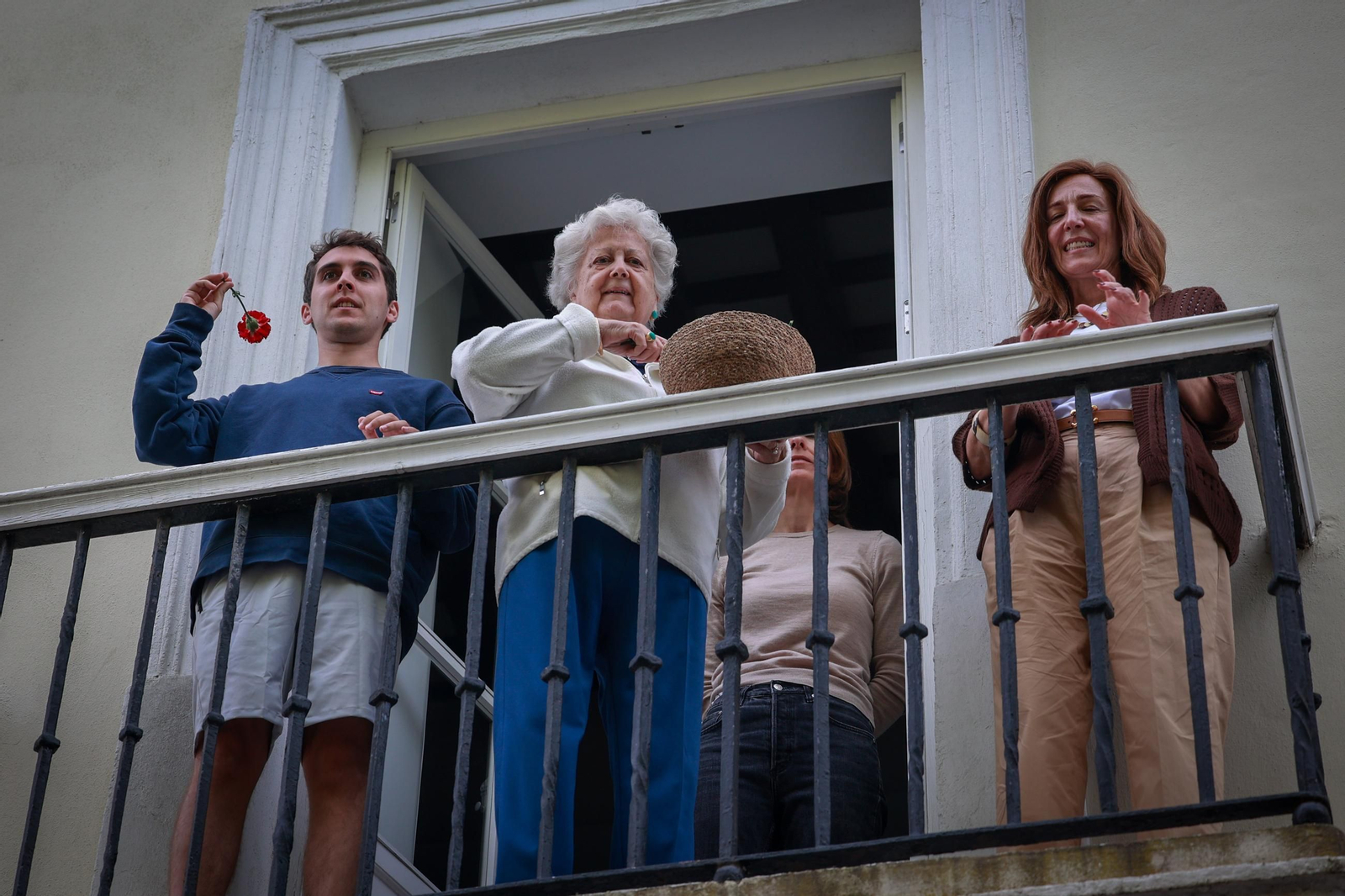 Imágenes de la salida del Prendimiento en la Semana Santa de Cádiz 2025