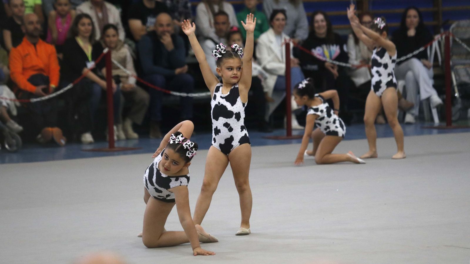 Torneo de gimnasia ritmica en el Tesorillo