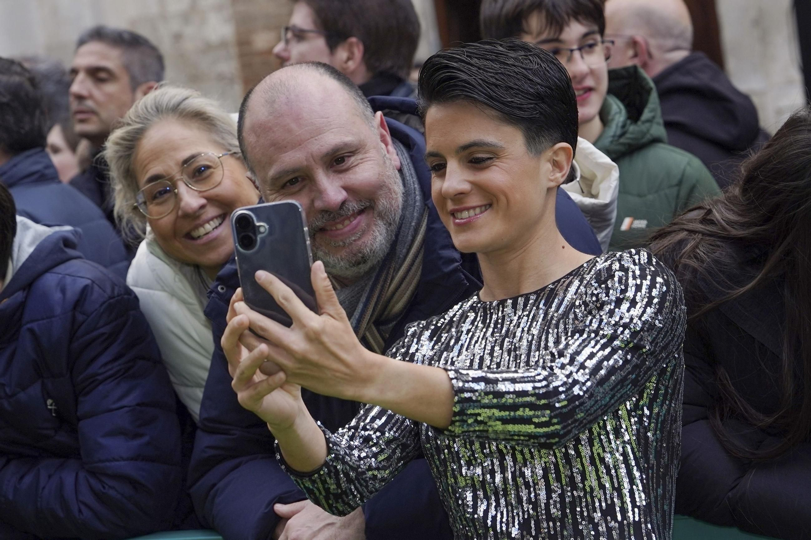 María Pérez junto a un aficionado en la Gala Nacional del Deporte.