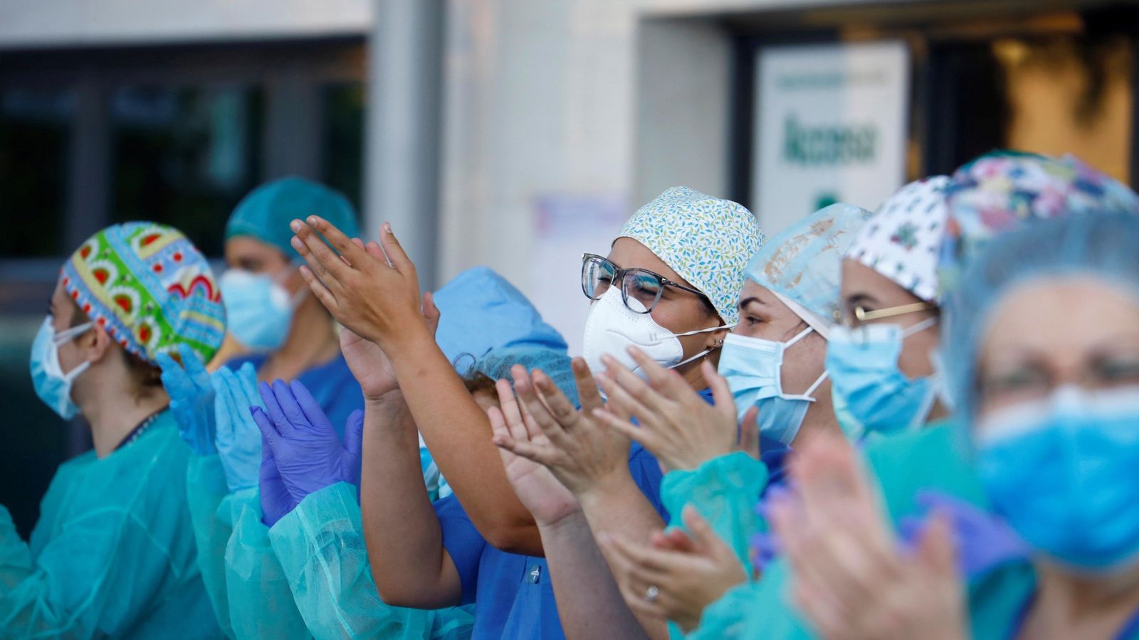 Sanitarios del Reina Sofía agradecen la solidaridad ciudadana.