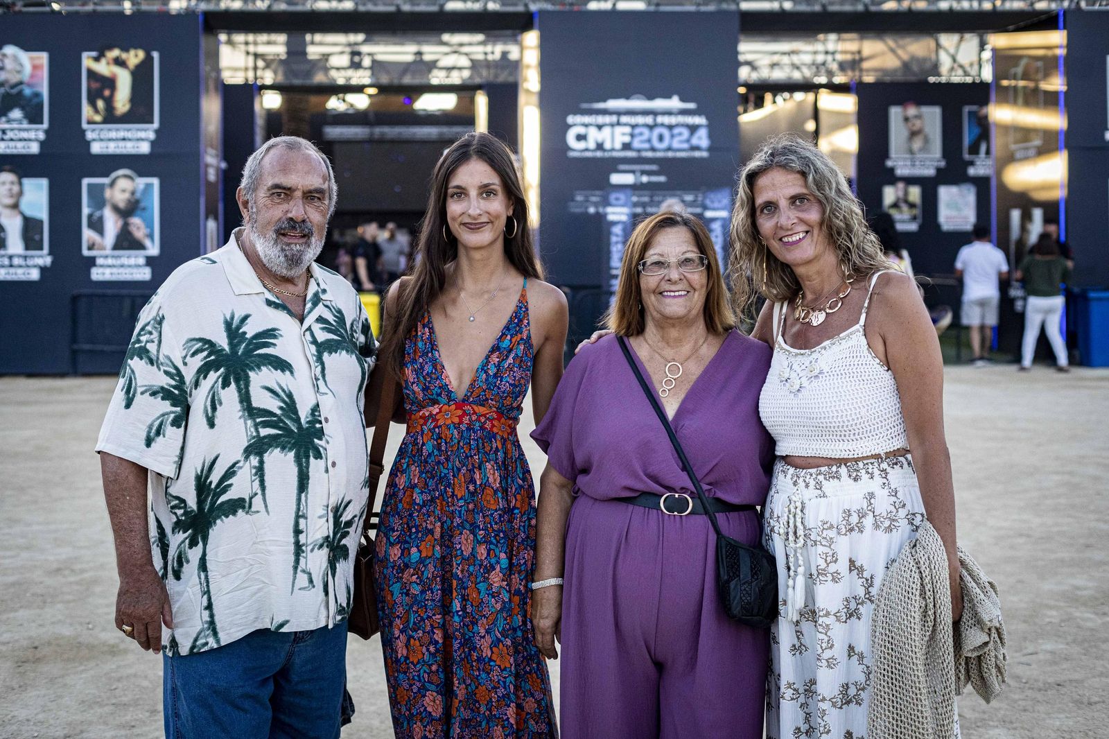 Búscate en las imágenes del concierto de Los Chichos en Concert Music de Chiclana