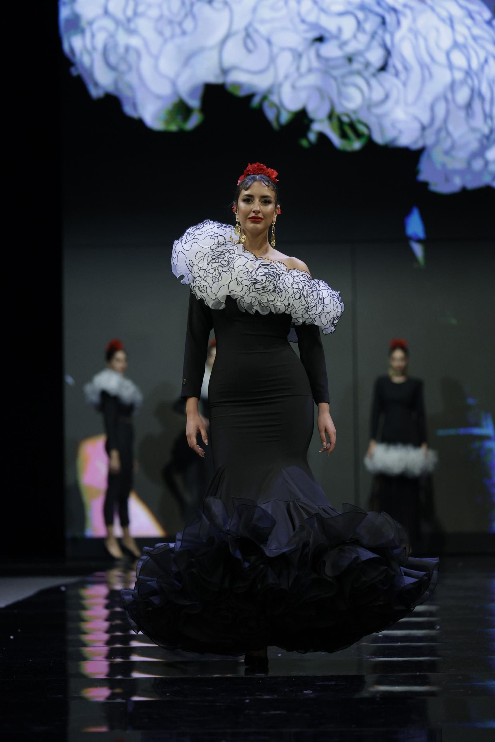 Desfile de Sara de Benítez en SIMOF 2025, todas las fotos