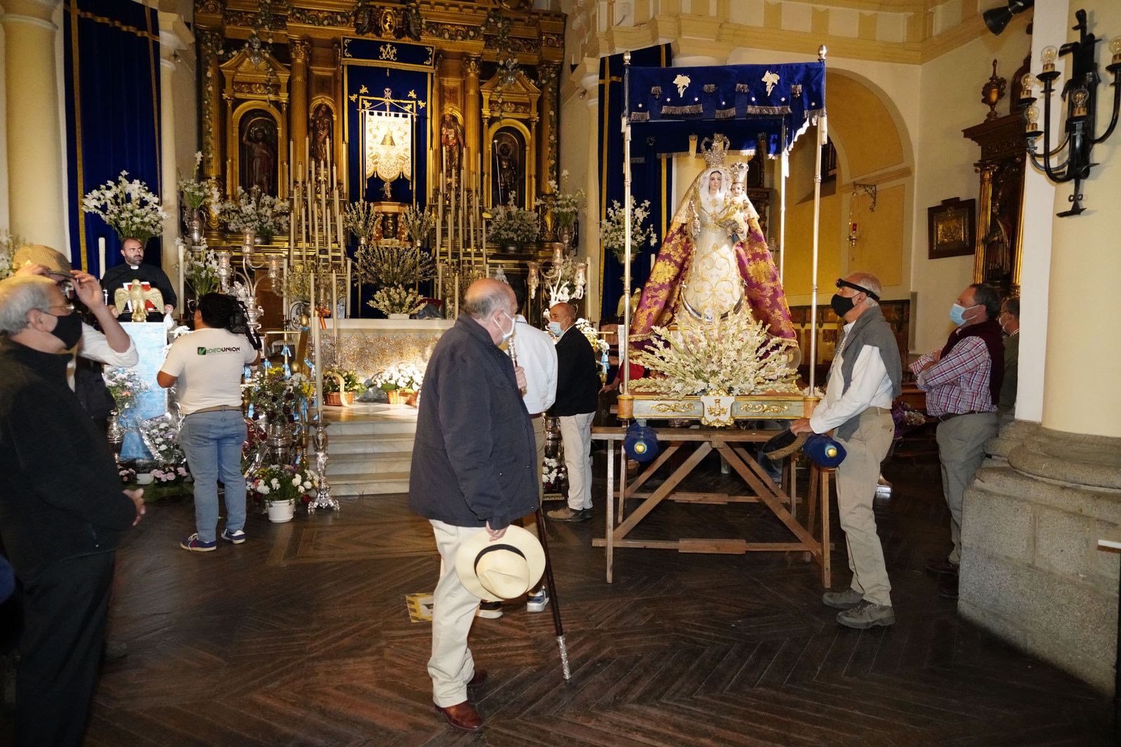 Las fotografías del traslado de la Virgen de Luna al santuario de La Jara
