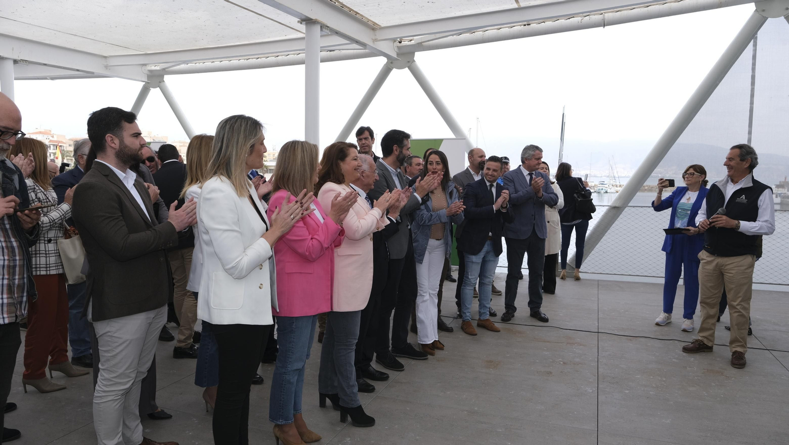 Imágenes de la inauguración de la Lonja del Puerto Pesquero de Roquetas de Mar