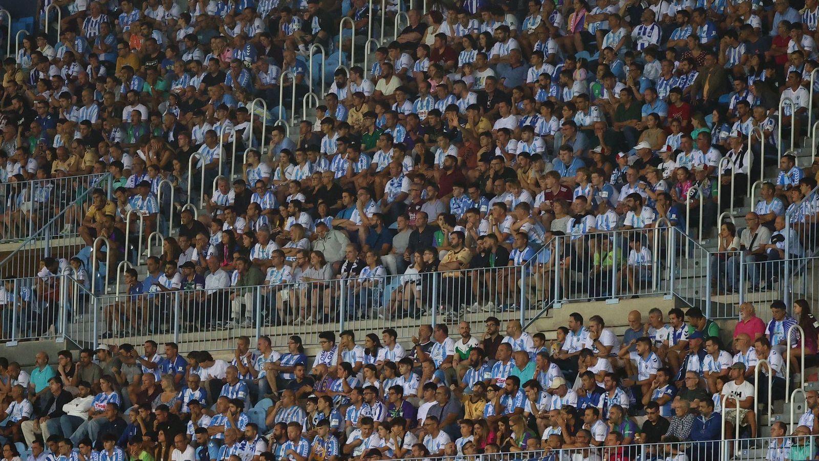 El Málaga CF - Elche, en fotos