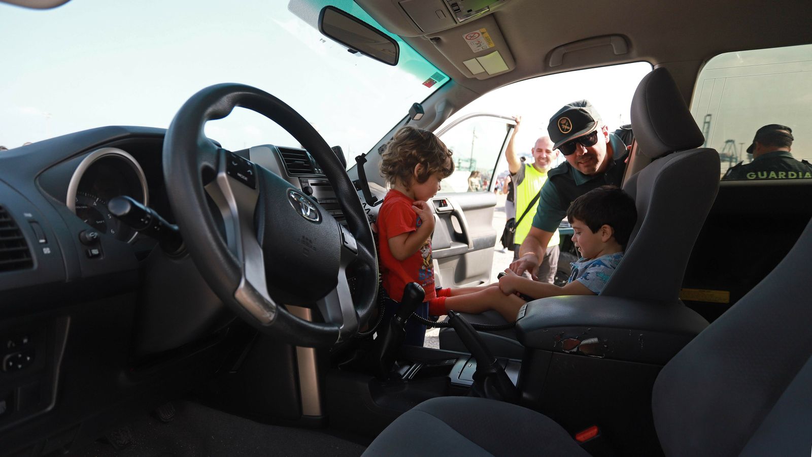 Exhibición de medios de la Guardia Civil en el Llano Amarillo