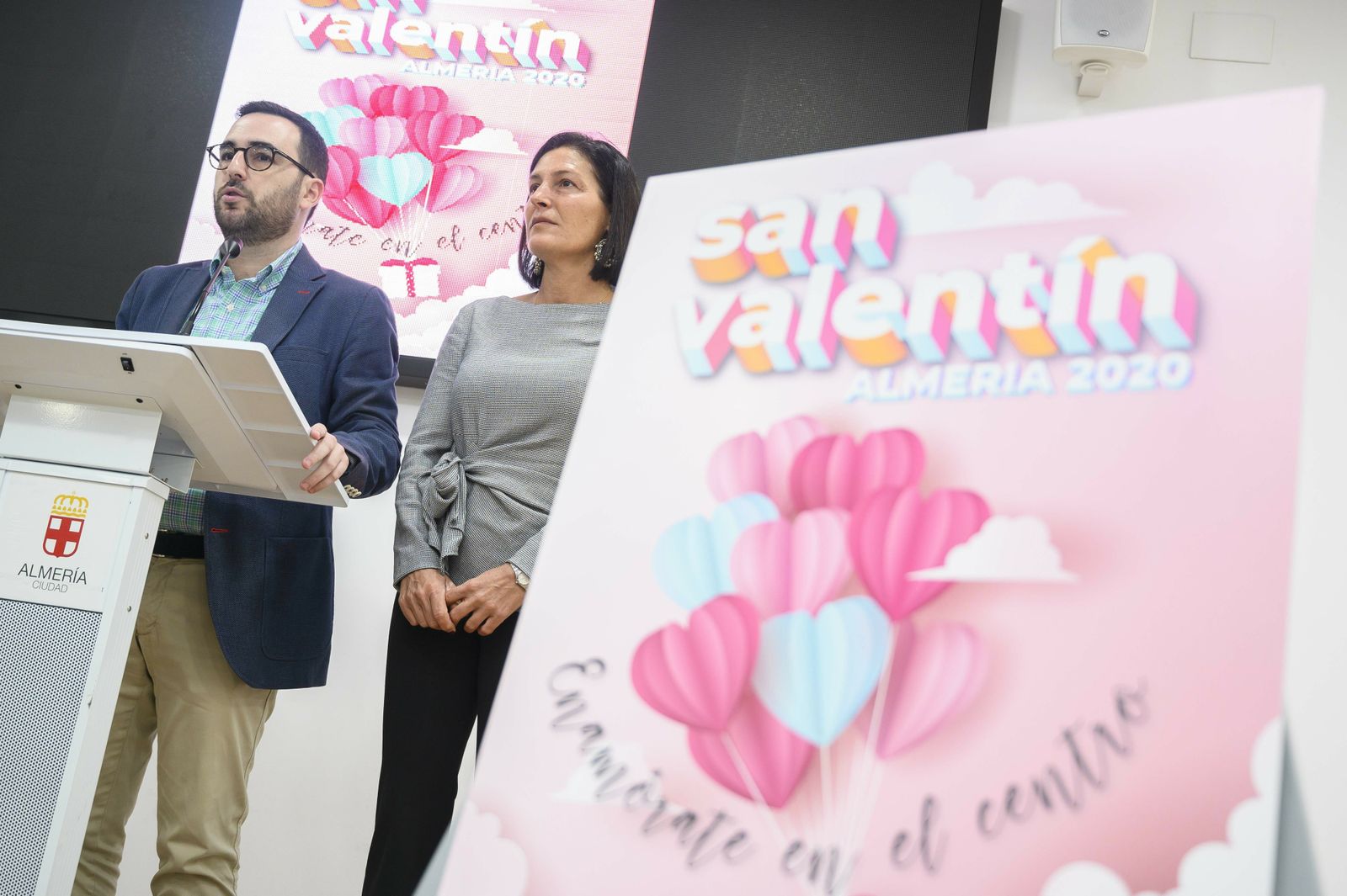 Campaña comercial en la capital para enamorar en San Valentín.