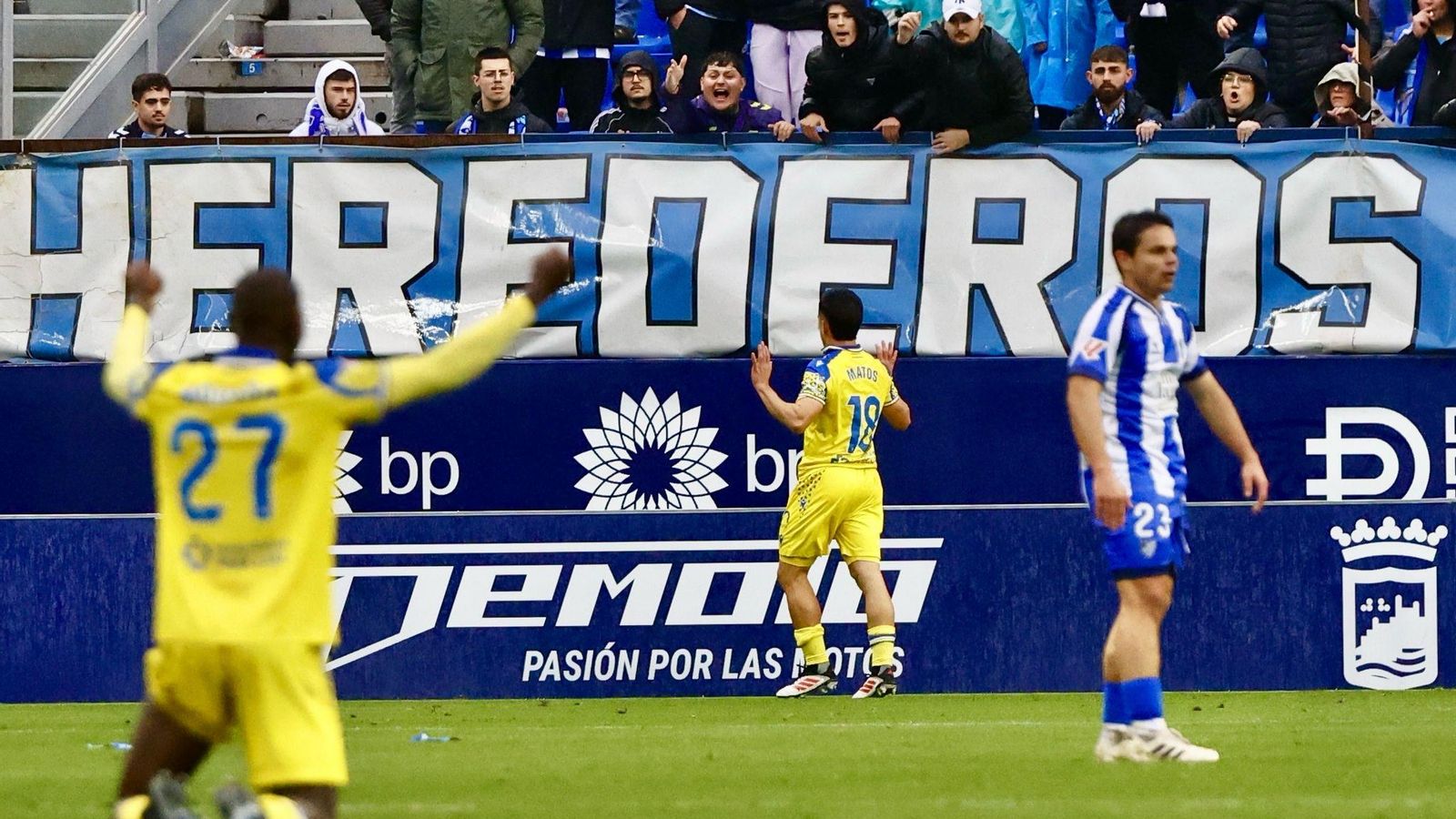 El Málaga CF-Cádiz, en fotos