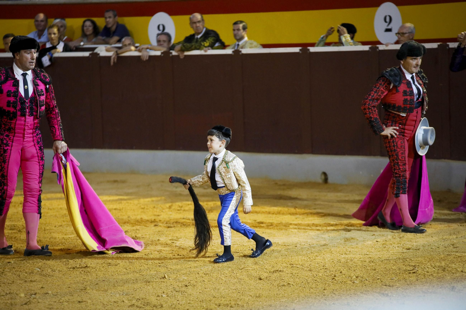 Corrida de toros Berja con un toro indultado, en imágenes