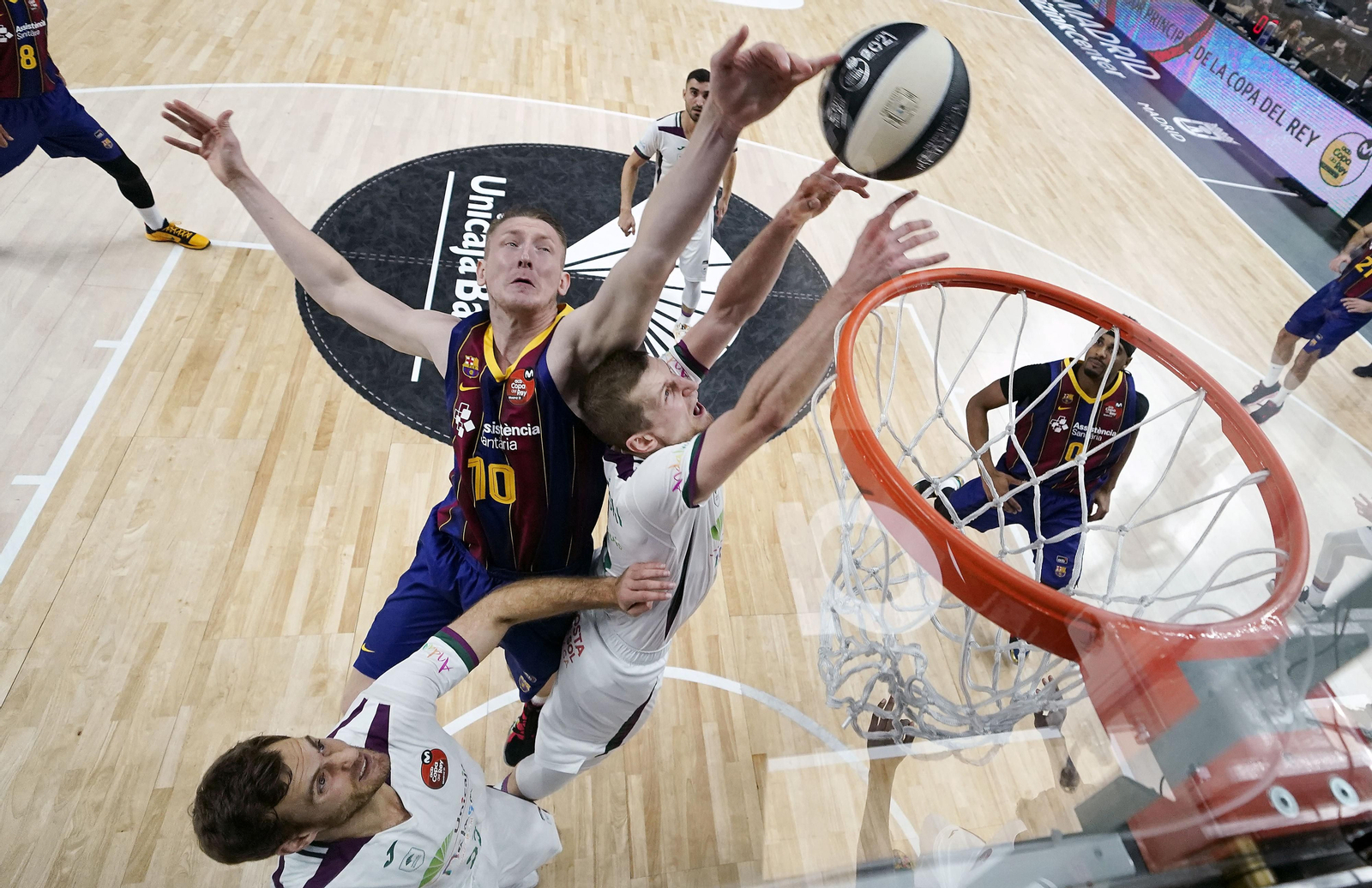 Los cinco años de Adam Waczynski en el Unicaja, en fotos