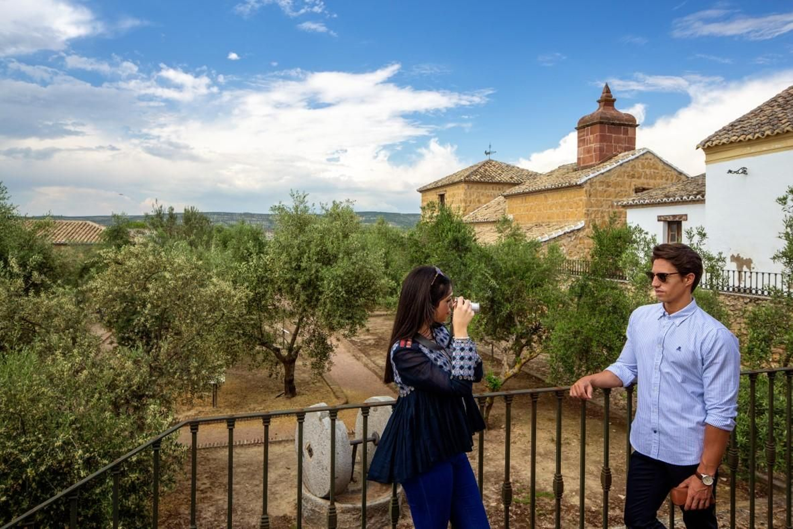 on una extensión de más de 4.000 metros cuadrados es el museo sobre el aceite más grande de España.