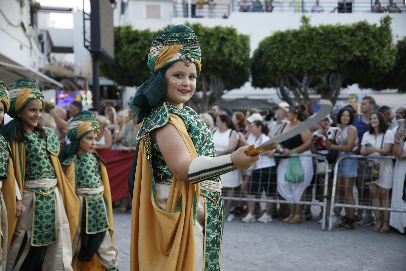 El gran desfile de Moros y Cristianos de Mojácar, en imágenes
