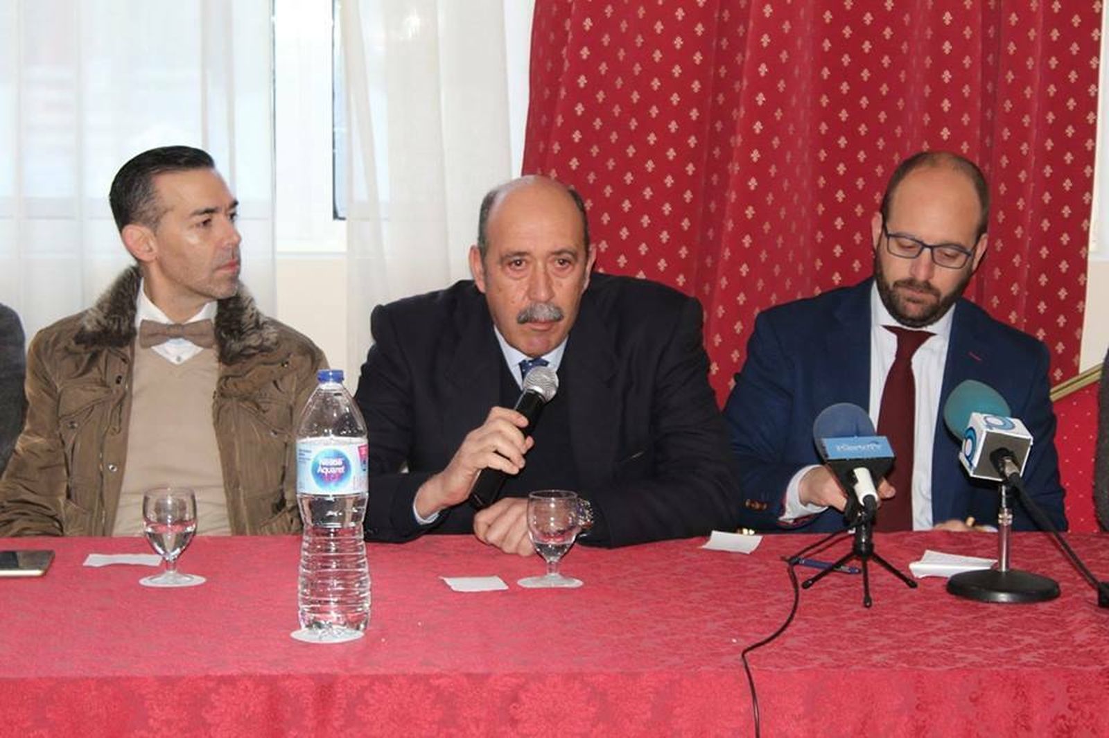 Carmelo Navarro, con el candidato a la Alcaldía, Germán Beardo.