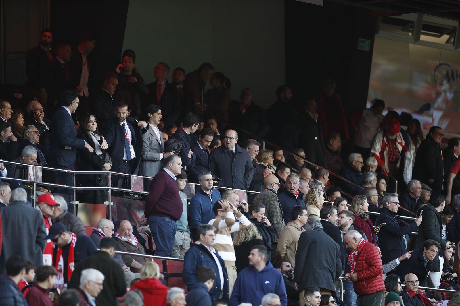 Búscate en las fotos del Sevilla FC - Alavés