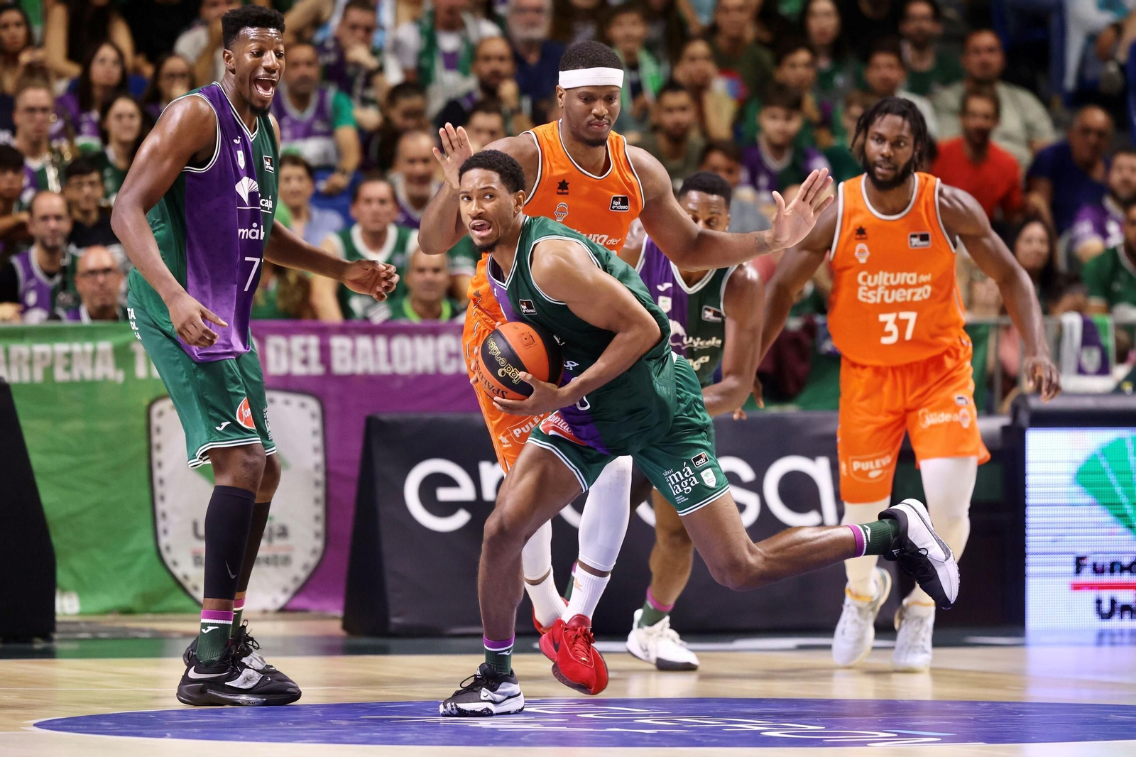 El impacto de Kameron Taylor en el Unicaja, en fotos