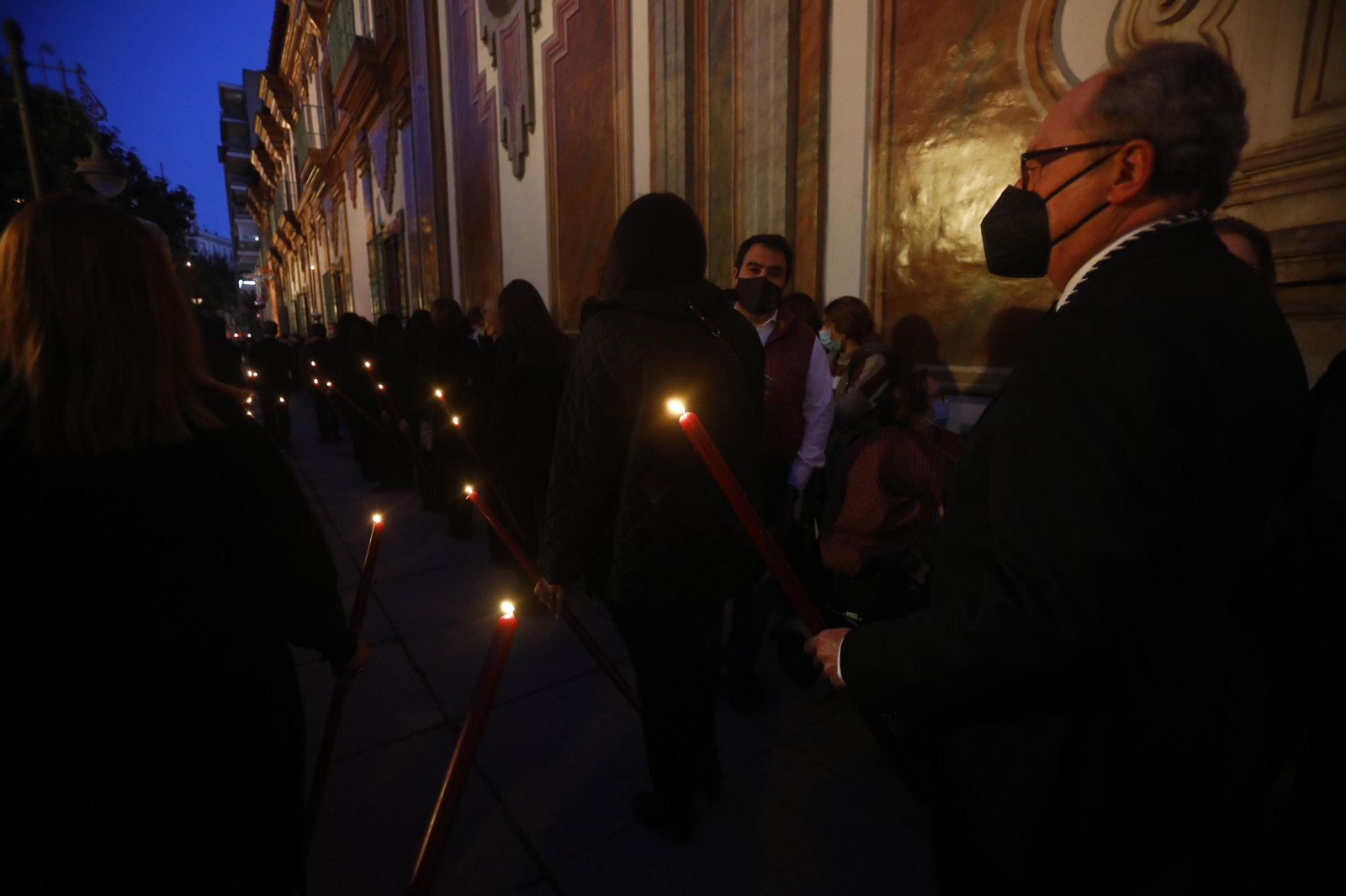 El vía crucis del Señor del Soberano Poder de Córdoba, en imágenes