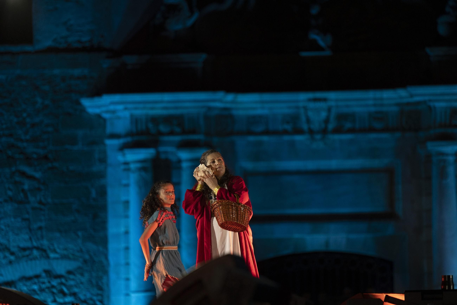 Las imágenes de "Foedus, Gaditanorum", el espectáculo de clausura del festival Cádiz Romana en las Puertas de Tierra