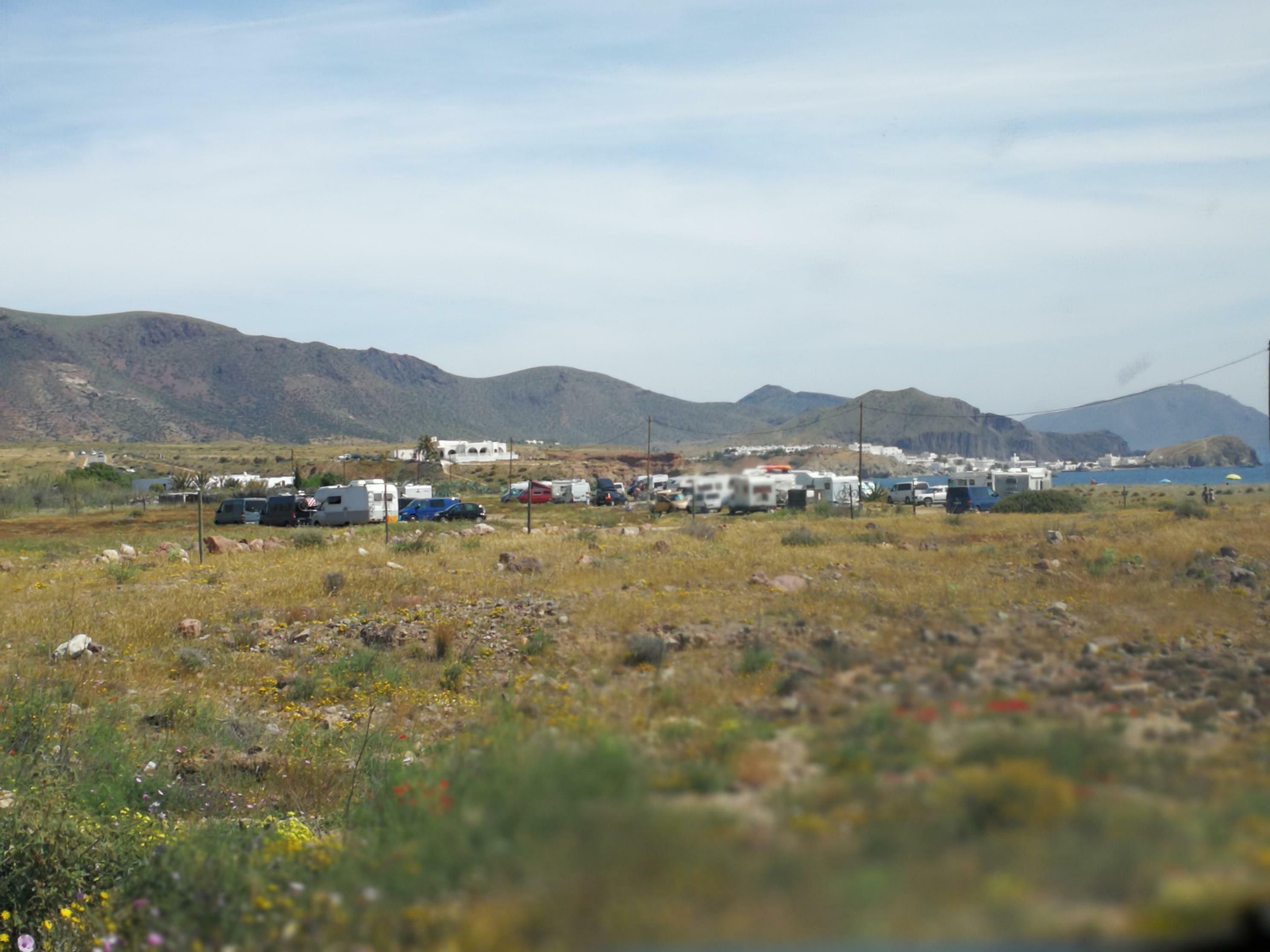 La Guardia Civil formula 181 denuncias por estacionamiento de caravanas y pernoctaciones en el parque natural de Cabo de Gata-Níjar