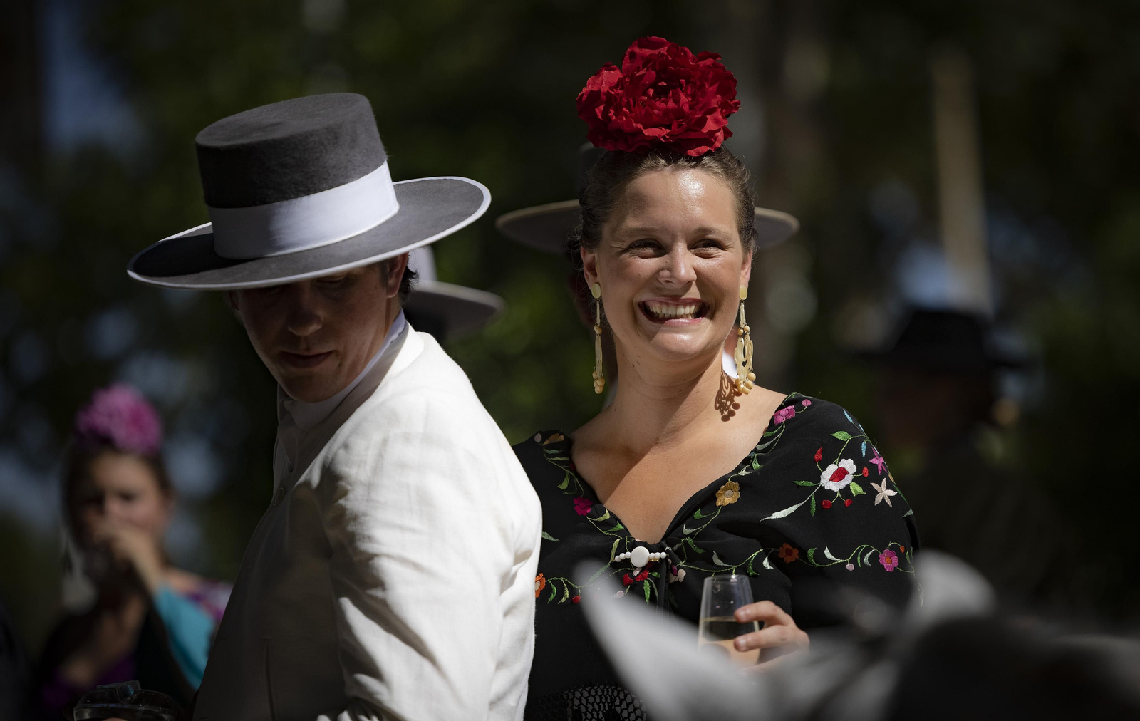 Las fotos del lunes de la Feria de abril  de Sevilla 2023