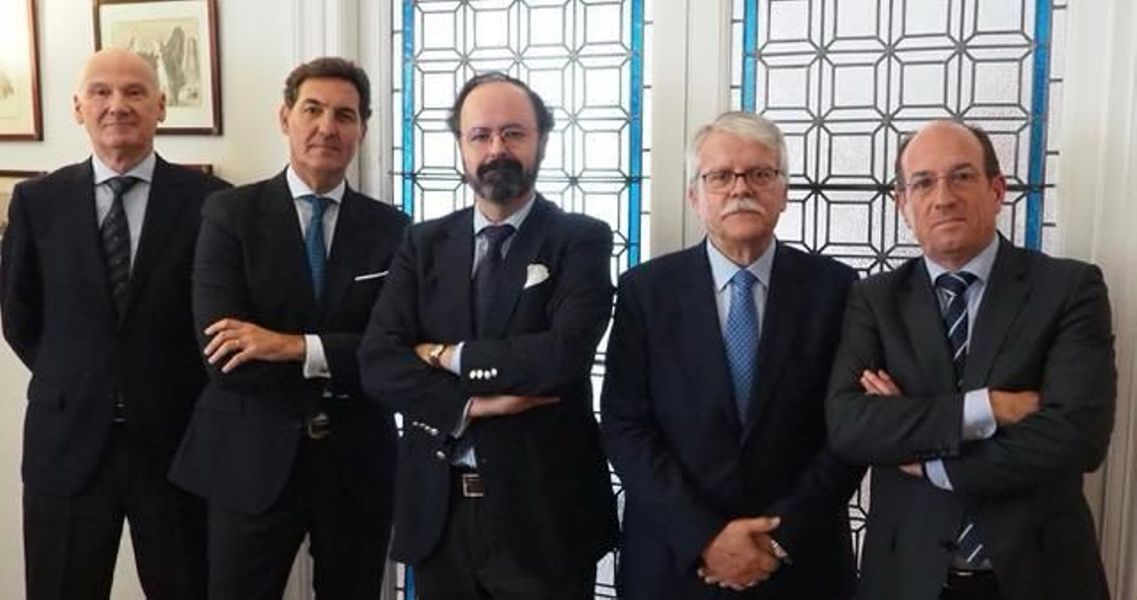 De izquierda a derecha, los socios de Constitución 23, Alfonso Martínez del Hoyo, Manuel Pérez Cuajares, Juan Carlos Alférez, Bernardo del Rosal y Simón Fernández Rebollo.
