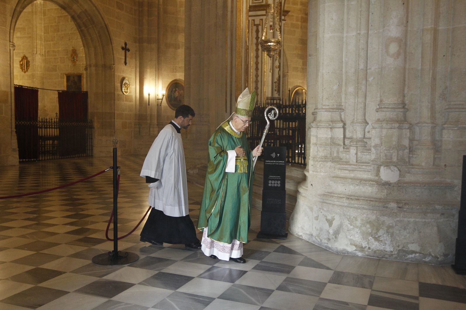 Fotogalería toma posesión nuevo Presidente Agrupación Cofradías Almería-Isaac Vilches